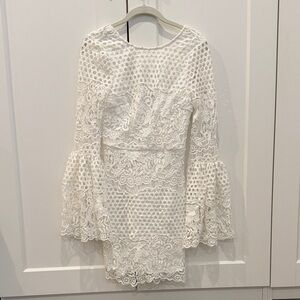 XS Lulus Elegant White Lace Dress with Bell Sleeves